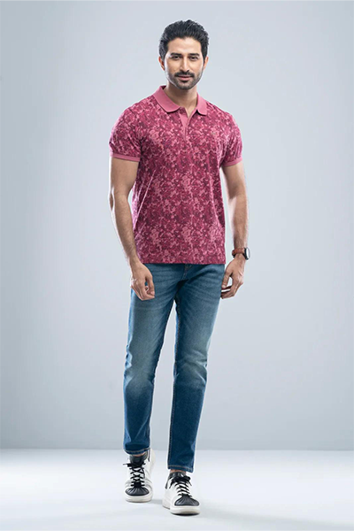 Men's yellow clothing